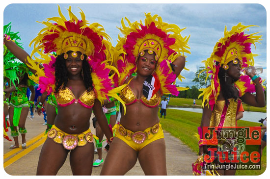 houston_parade_2013-054