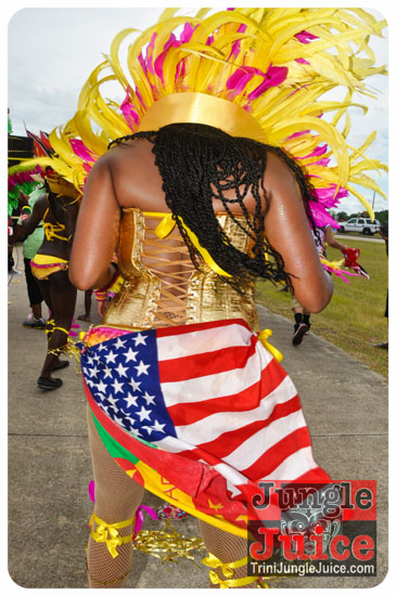 houston_parade_2013-073