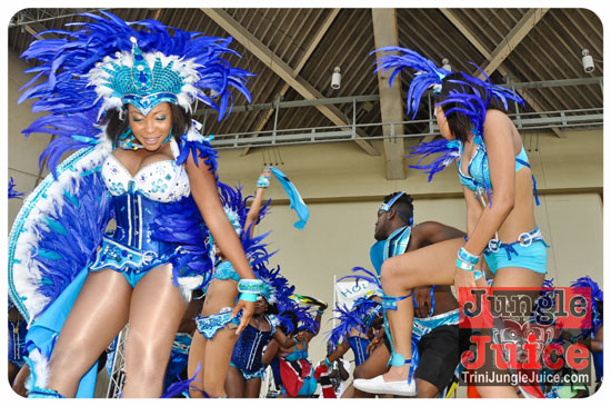 houston_parade_2013-114