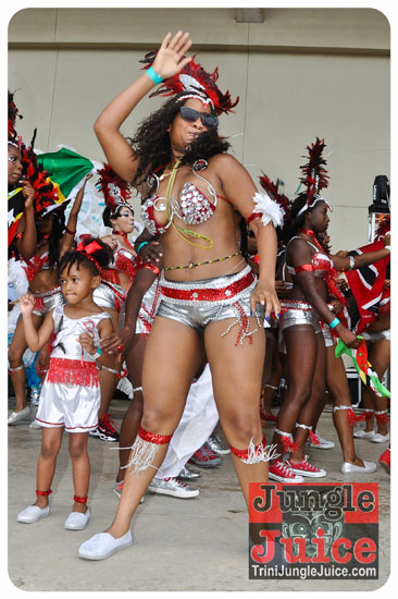 houston_parade_2013-149