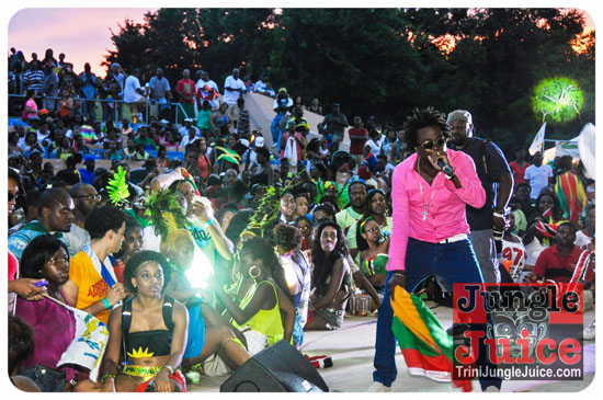 houston_parade_2013-237