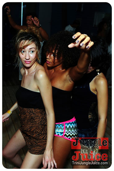 an_ti_la_bomb_nov10-027