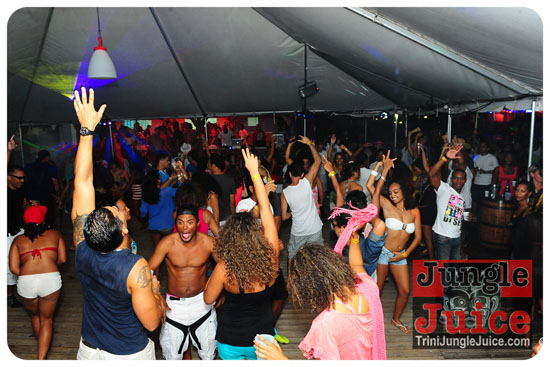 an_ti_la_bomb_nov10-042