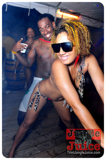 an_ti_la_bomb_nov10-079