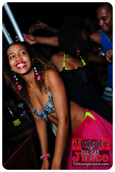 an_ti_la_bomb_nov10-109