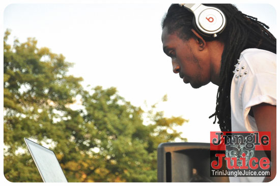 sugarcanes_blossom_may26-032