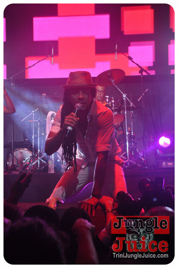 timeless_2013_part2-101