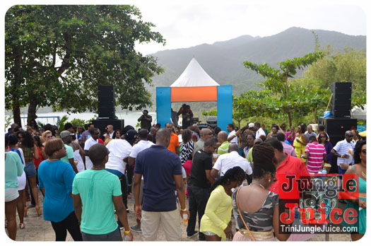 am_premium_may_2013-044