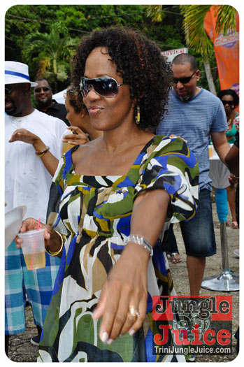 am_premium_may_2013-075