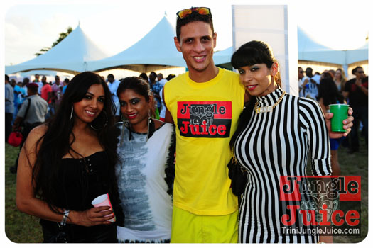 beach_house_carnival_2013_part1-127