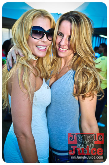 beach_house_carnival_2013_part2-032