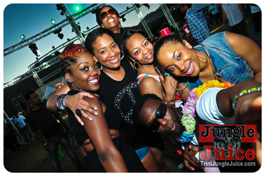 beach_house_carnival_2013_part2-087