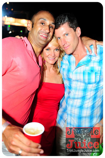 beach_house_carnival_2013_part3-019