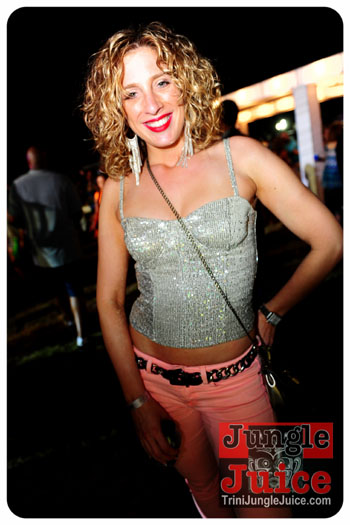 beach_house_carnival_2013_part3-058