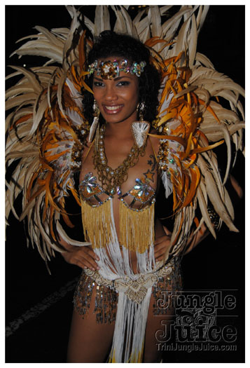 black_to_blue_2013-002