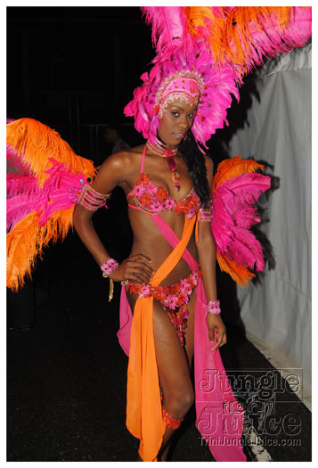 black_to_blue_2013-013