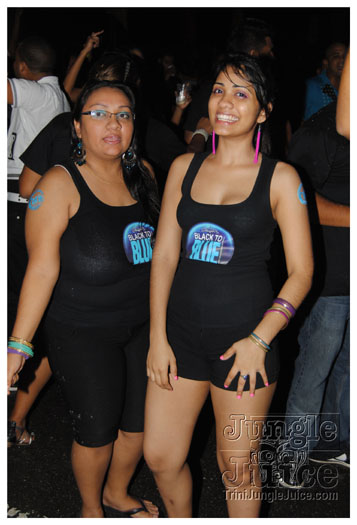 black_to_blue_2013-014