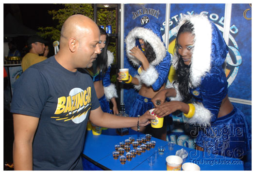 black_to_blue_2013-031