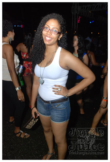 black_to_blue_2013-035