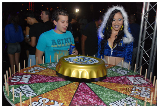 black_to_blue_2013-039