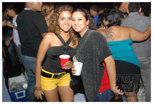 black_to_blue_2013-044