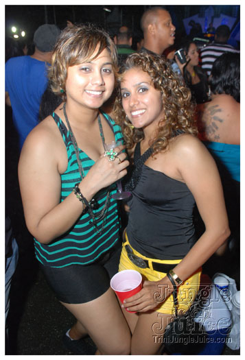 black_to_blue_2013-045