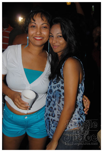 black_to_blue_2013-080