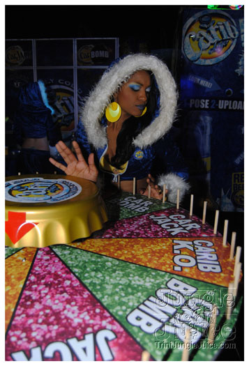 black_to_blue_2013-096