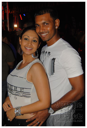 black_to_blue_2013-102