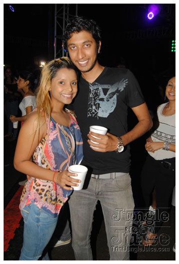 black_to_blue_2013-103