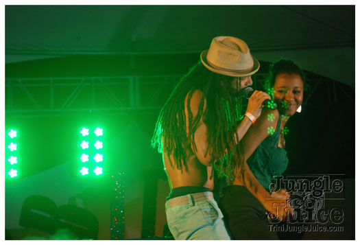 black_to_blue_2013-120