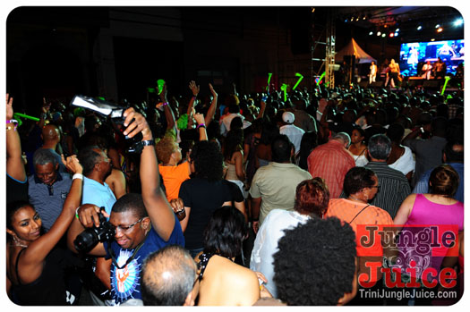 central_bank_all_inclusive_2013-137