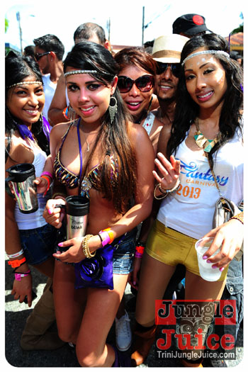 fantasy_carnival_monday_2013_pt1-030