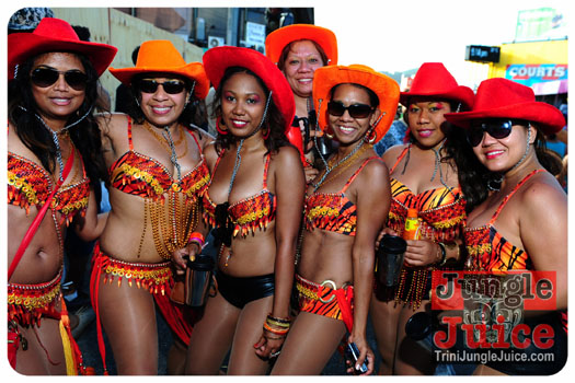 fantasy_carnival_monday_2013_pt2-049