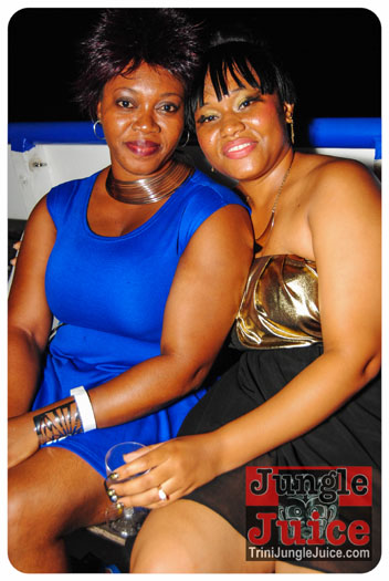 glitz_and_glamour-045