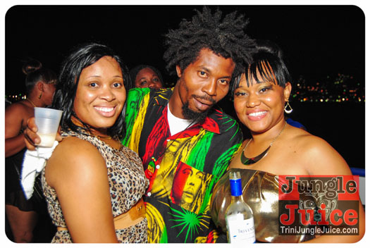 glitz_and_glamour-058