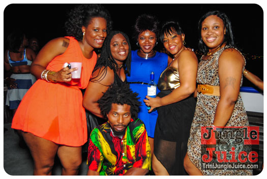 glitz_and_glamour-059