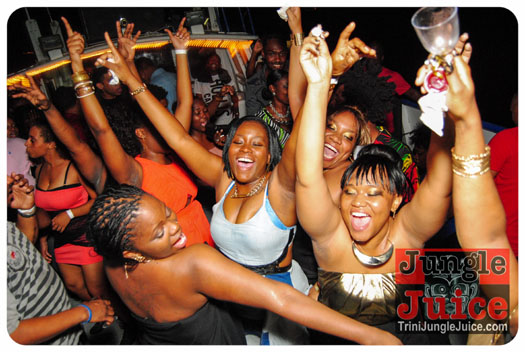 glitz_and_glamour-089