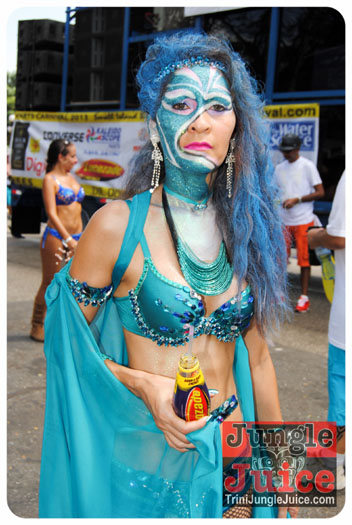 harts_carnival_monday_2013-007