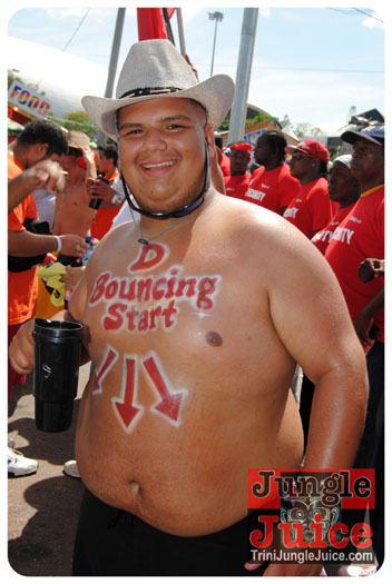 harts_carnival_monday_2013-019