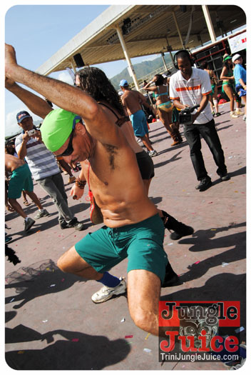 harts_carnival_monday_2013-107