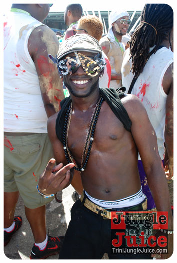 island_people_mas_monday_2013-040