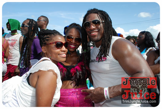 island_people_mas_monday_2013-053