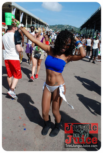 island_people_mas_monday_2013-170