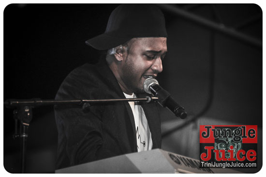 iLIV_concert_2013-002