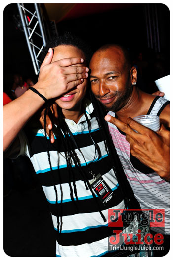 neon_yuma_inclusive_2013-005