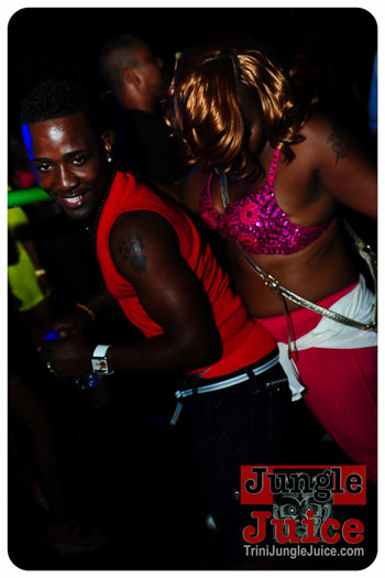 neon_yuma_inclusive_2013-053