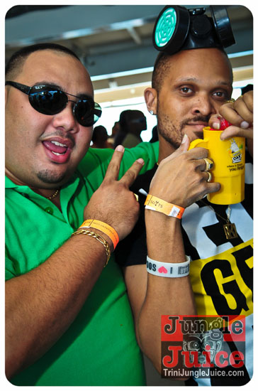 suits_2013_part1-094