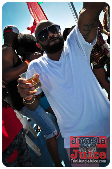 suits_2013_part1-108