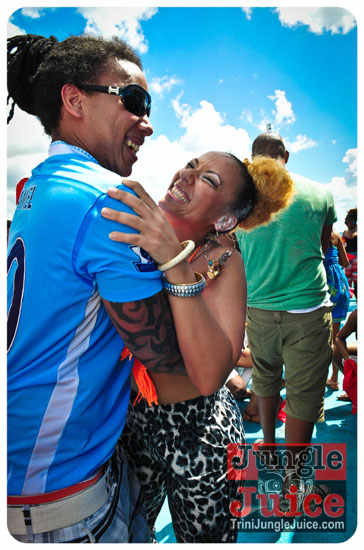 suits_2013_part2-112